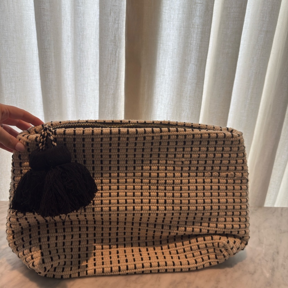 Zara knit Cream and Black Clutch